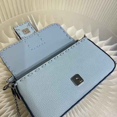 フェンディバッグ細部ディテール